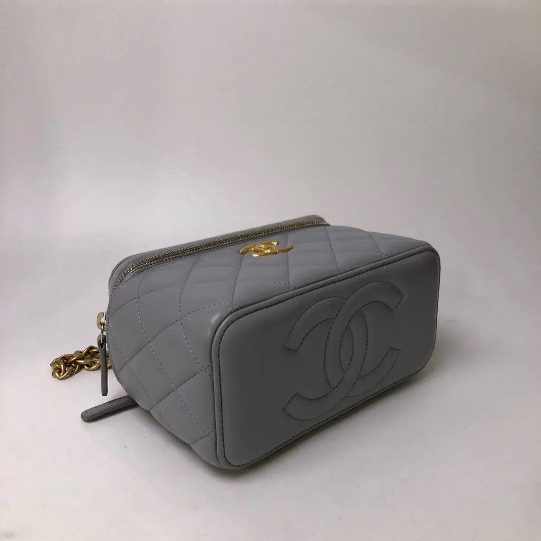 Chanel Pre-loved Bag Very good condition Size ONE SIZE - 4 Thumbnail