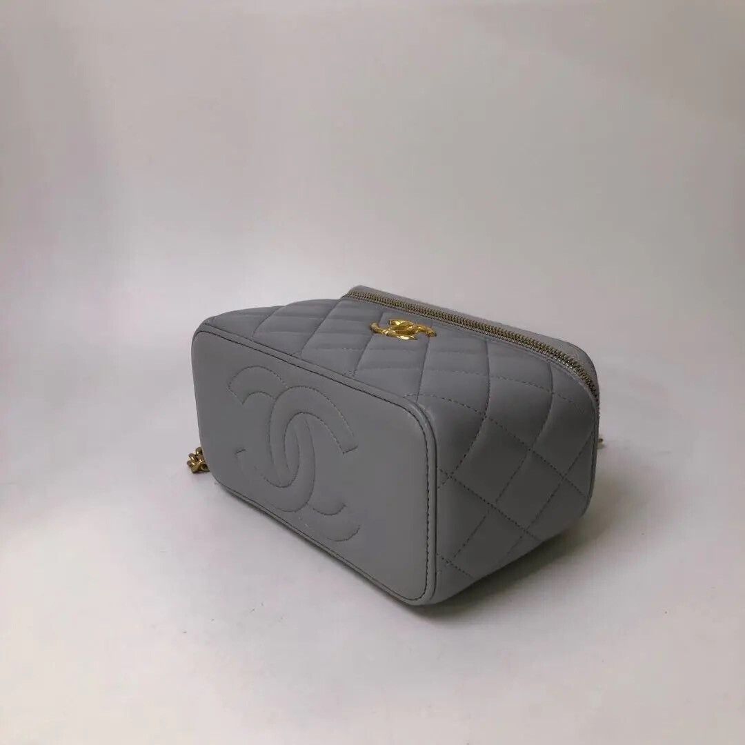 Chanel Pre-loved Bag Very good condition Size ONE SIZE - 6 Thumbnail