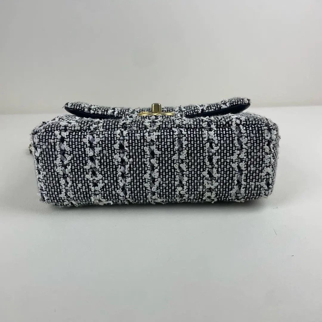Chanel Pre-loved Bag Very good condition Size ONE SIZE - 5 Thumbnail