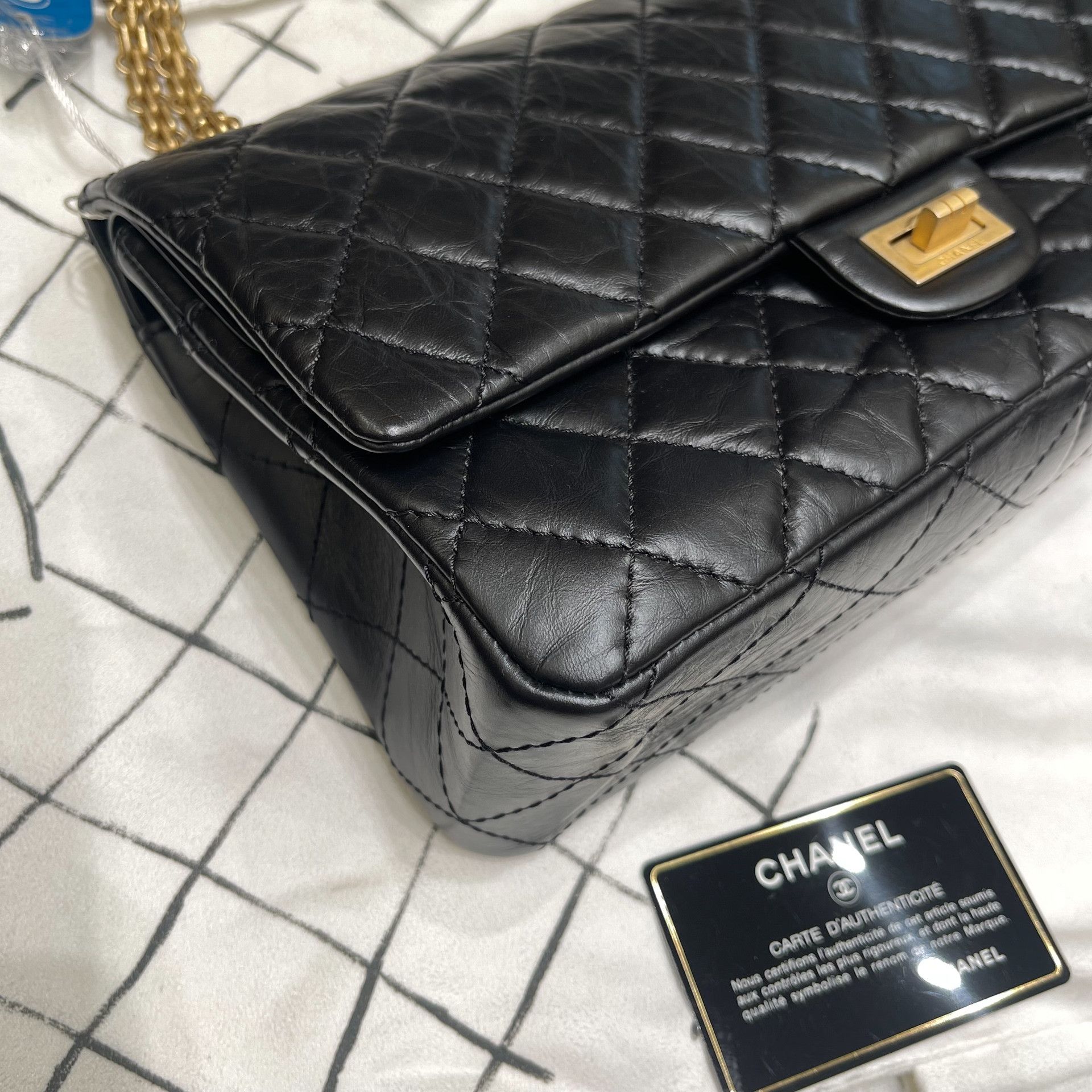 Chanel Pre-loved Bag Very good condition Size ONE SIZE - 9 Thumbnail