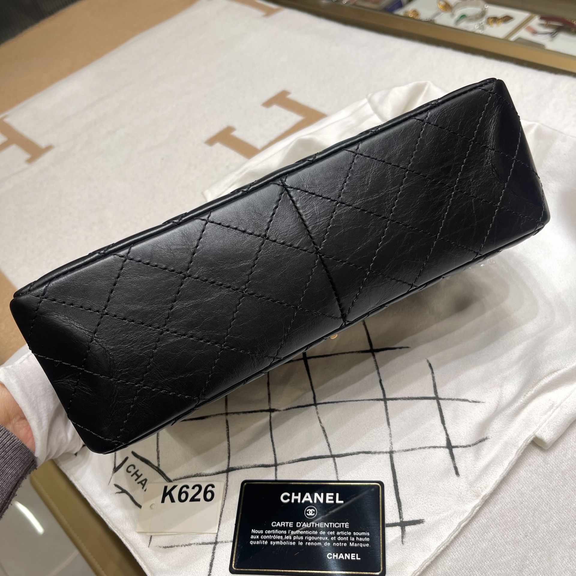 Chanel Pre-loved Bag Very good condition Size ONE SIZE - 5 Thumbnail
