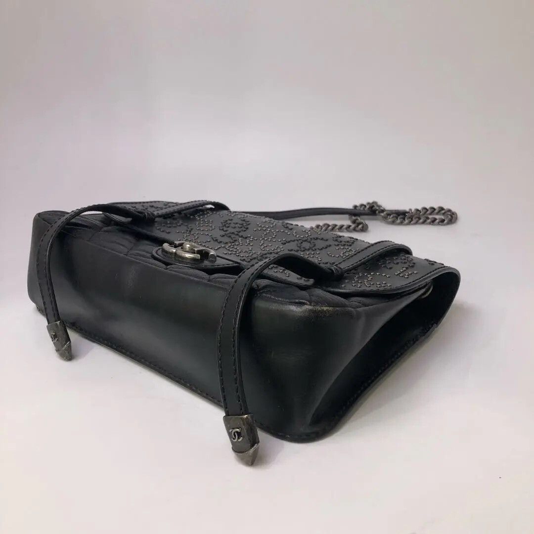 Chanel Pre-loved Bag Very good condition Size ONE SIZE - 7 Thumbnail