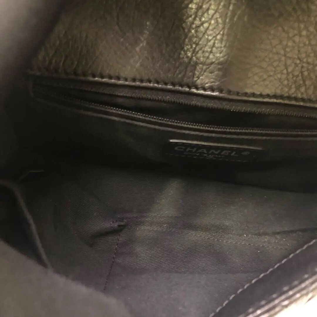 Chanel Pre-loved Bag Very good condition Size ONE SIZE - 8 Thumbnail
