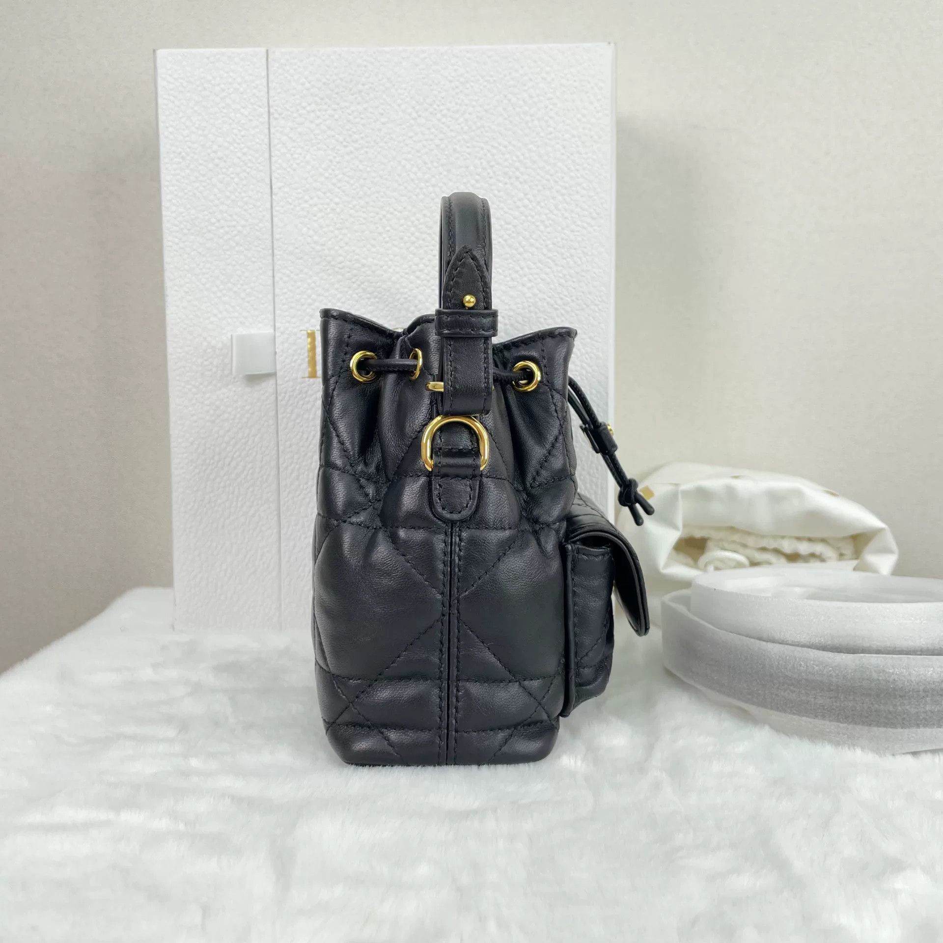 Dior Pre-loved Bag Very good condition Size ONE SIZE - 4 Thumbnail