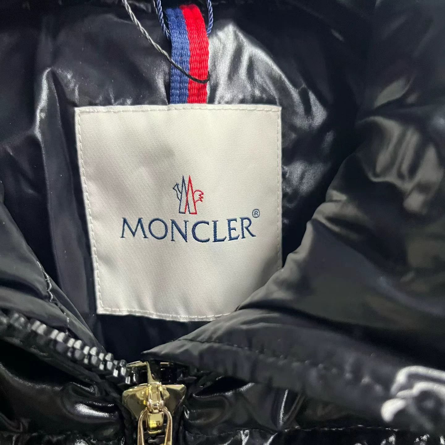 Moncler Moncler Slim Black Down Jacket 1 Women Size XS / US 0-2 / IT 36-38 - 2 Thumbnail
