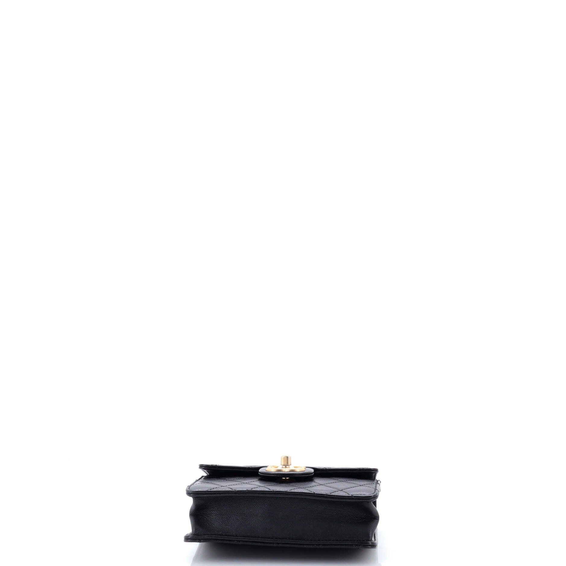 Chanel Chic Pearls Flap Bag Size ONE SIZE - 4 Thumbnail