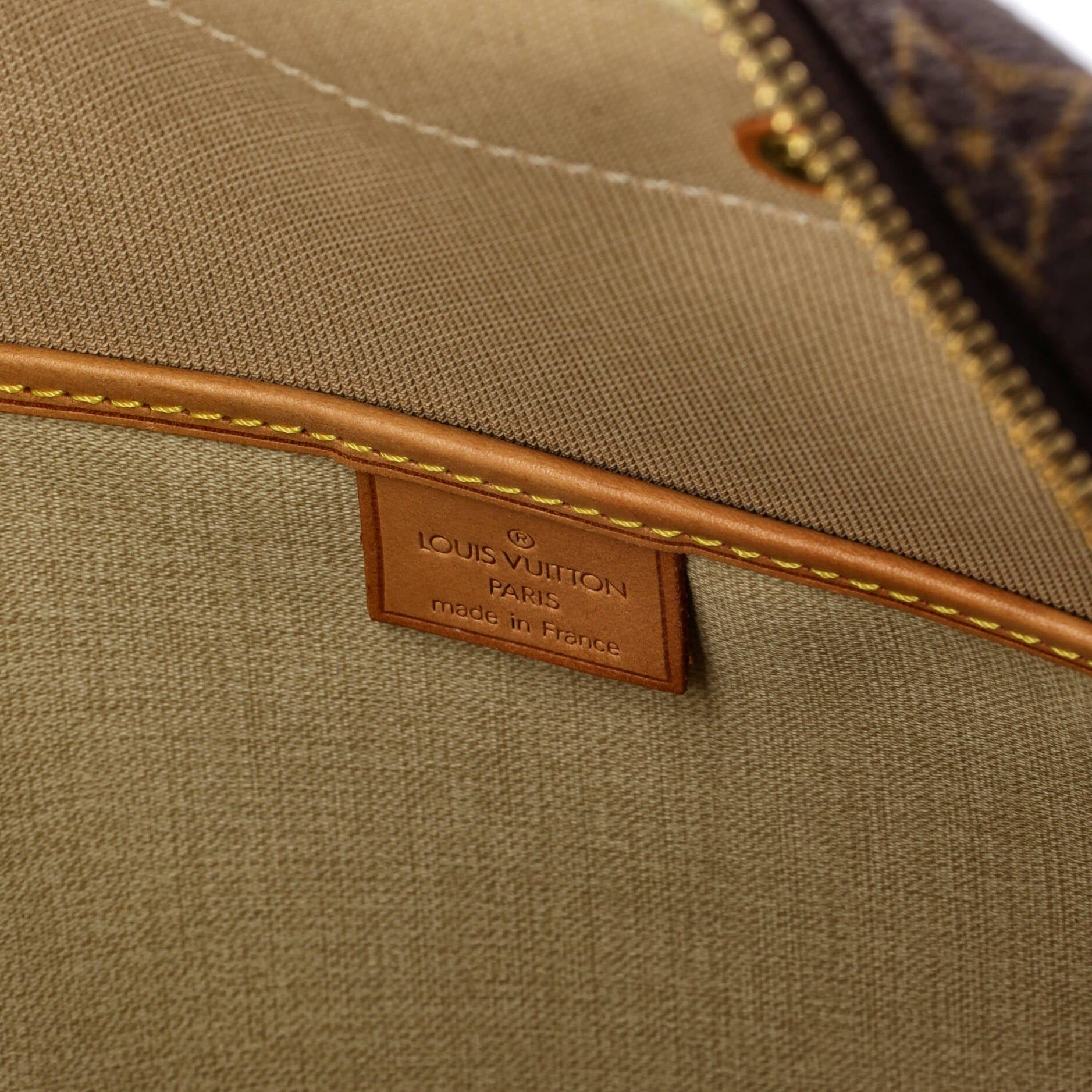 Louis Vuitton Excursion Handbag Size ONE SIZE - 7 Thumbnail
