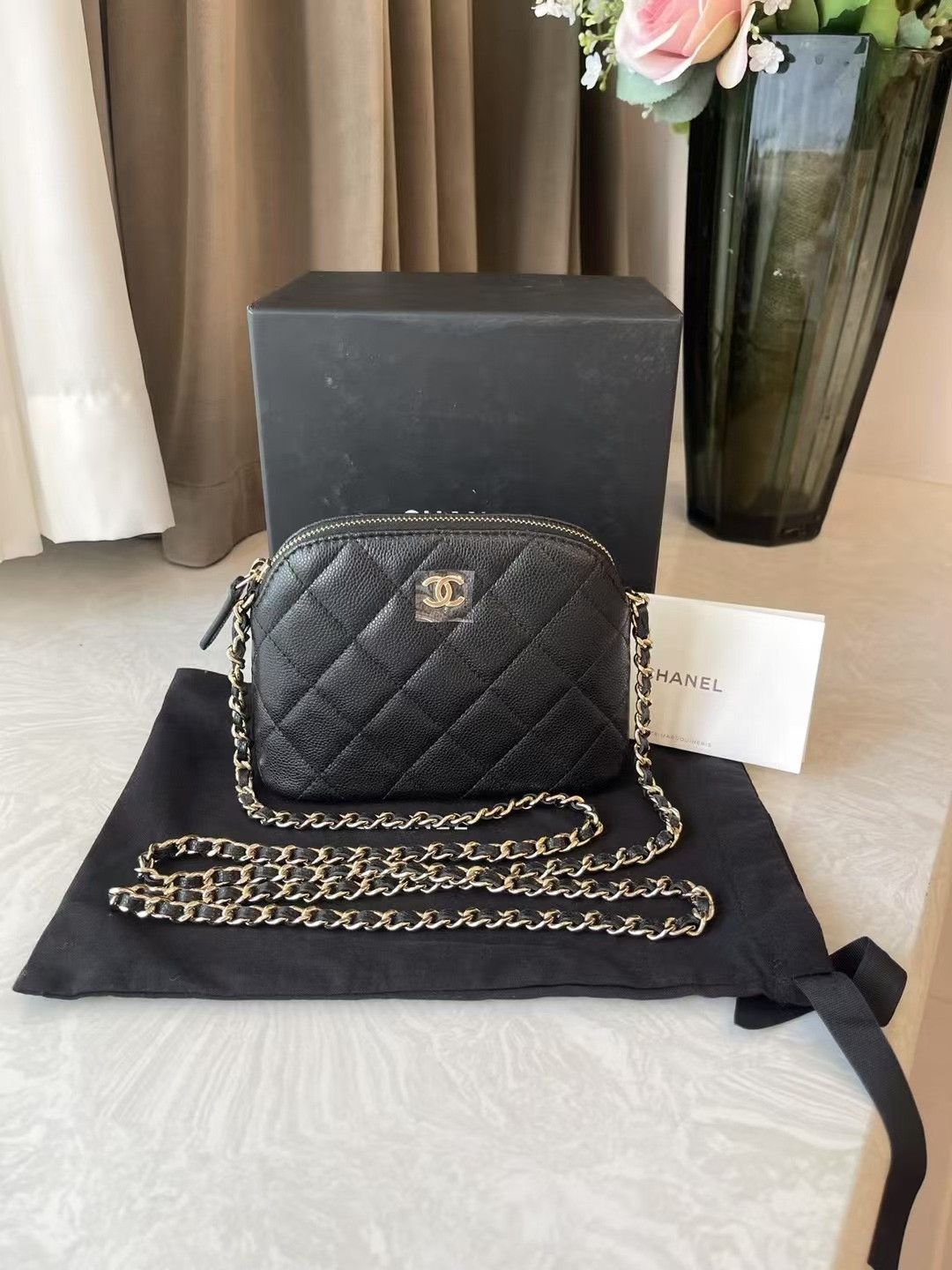 Chanel Pre-loved Bag Very good condition Size ONE SIZE - 4 Thumbnail