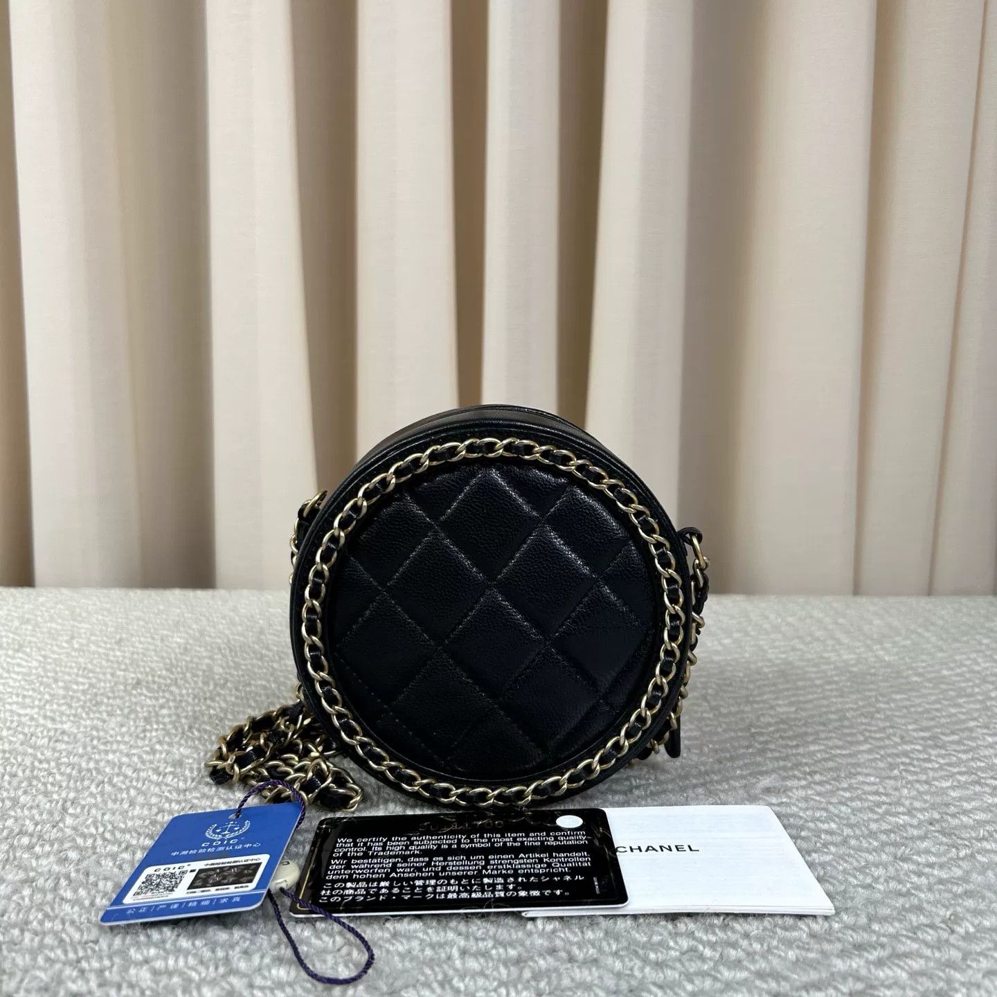 Chanel Pre-loved Bag Very good condition Size ONE SIZE - 2 Thumbnail