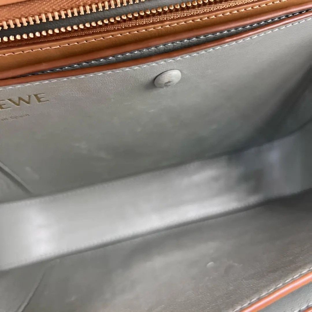 Loewe Pre-loved Bag Very good condition Size ONE SIZE - 8 Thumbnail