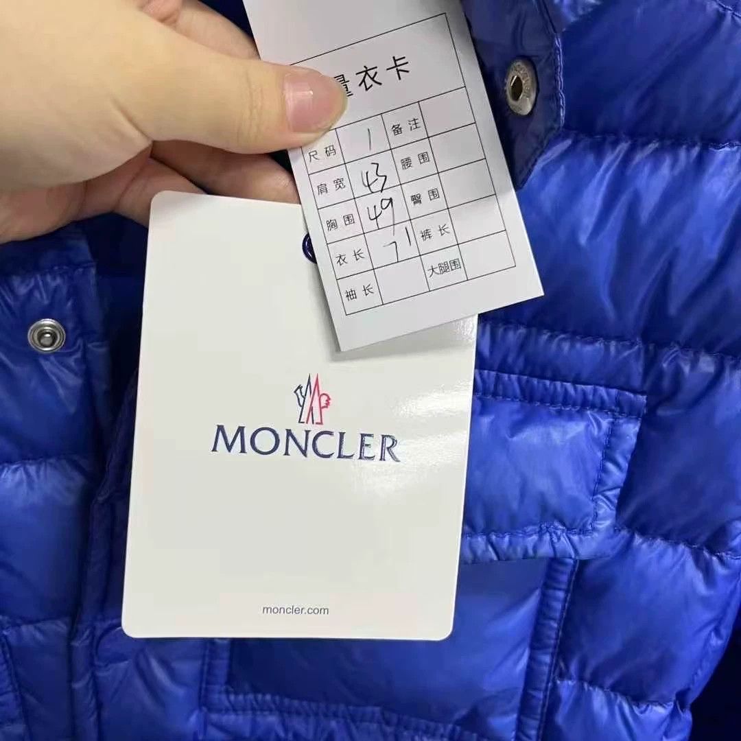 Moncler Moncler Retro Blue Down Jacket 1 Women Size XS / US 0-2 / IT 36-38 - 4 Thumbnail