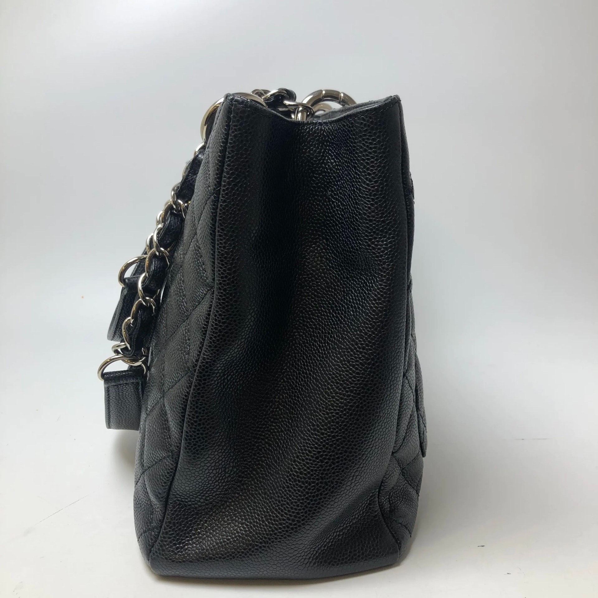 Chanel Pre-loved Bag Very good condition Size ONE SIZE - 7 Thumbnail