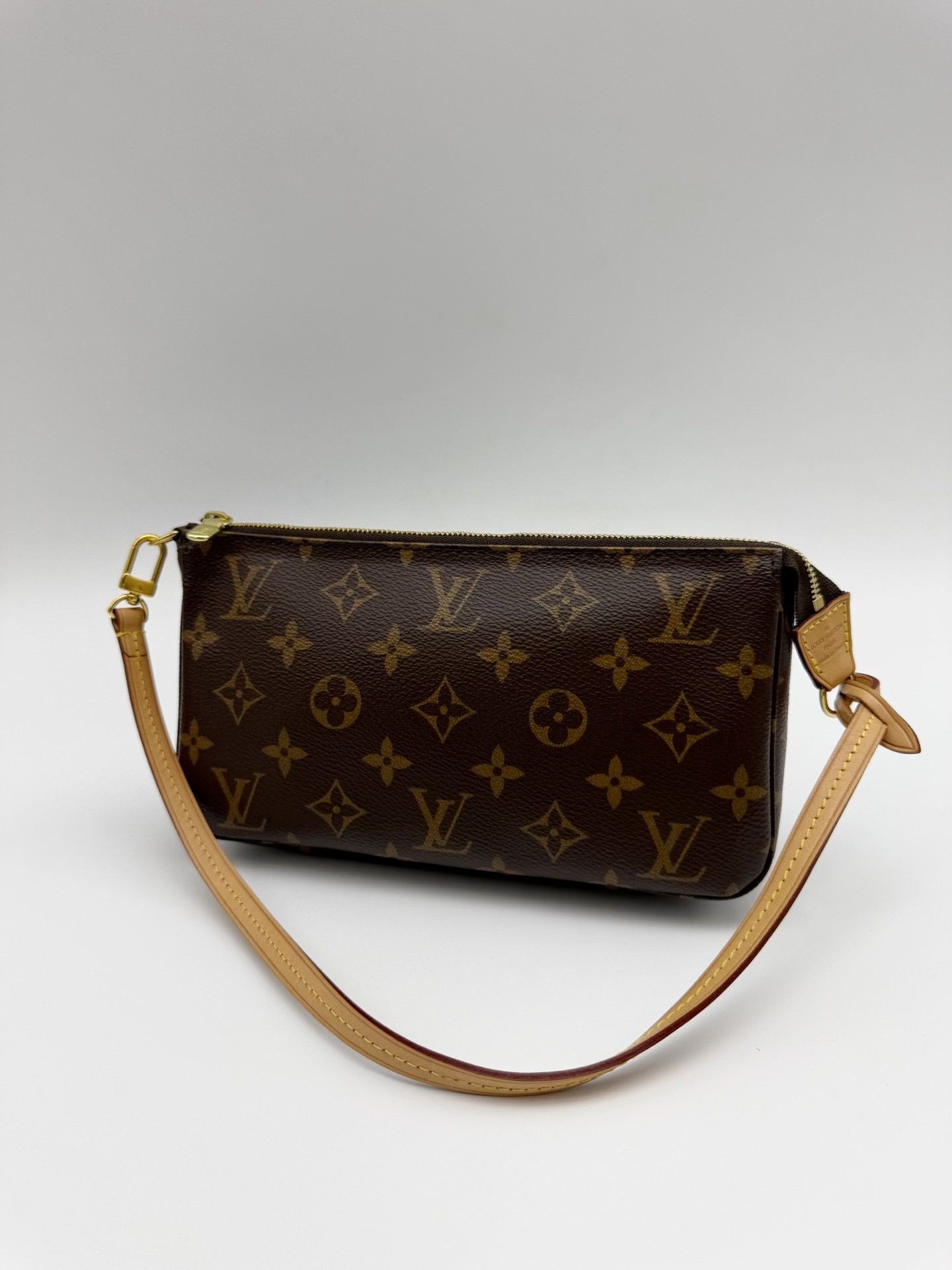 Louis Vuitton Pre-loved Bag Very good condition Size ONE SIZE - 2 Thumbnail