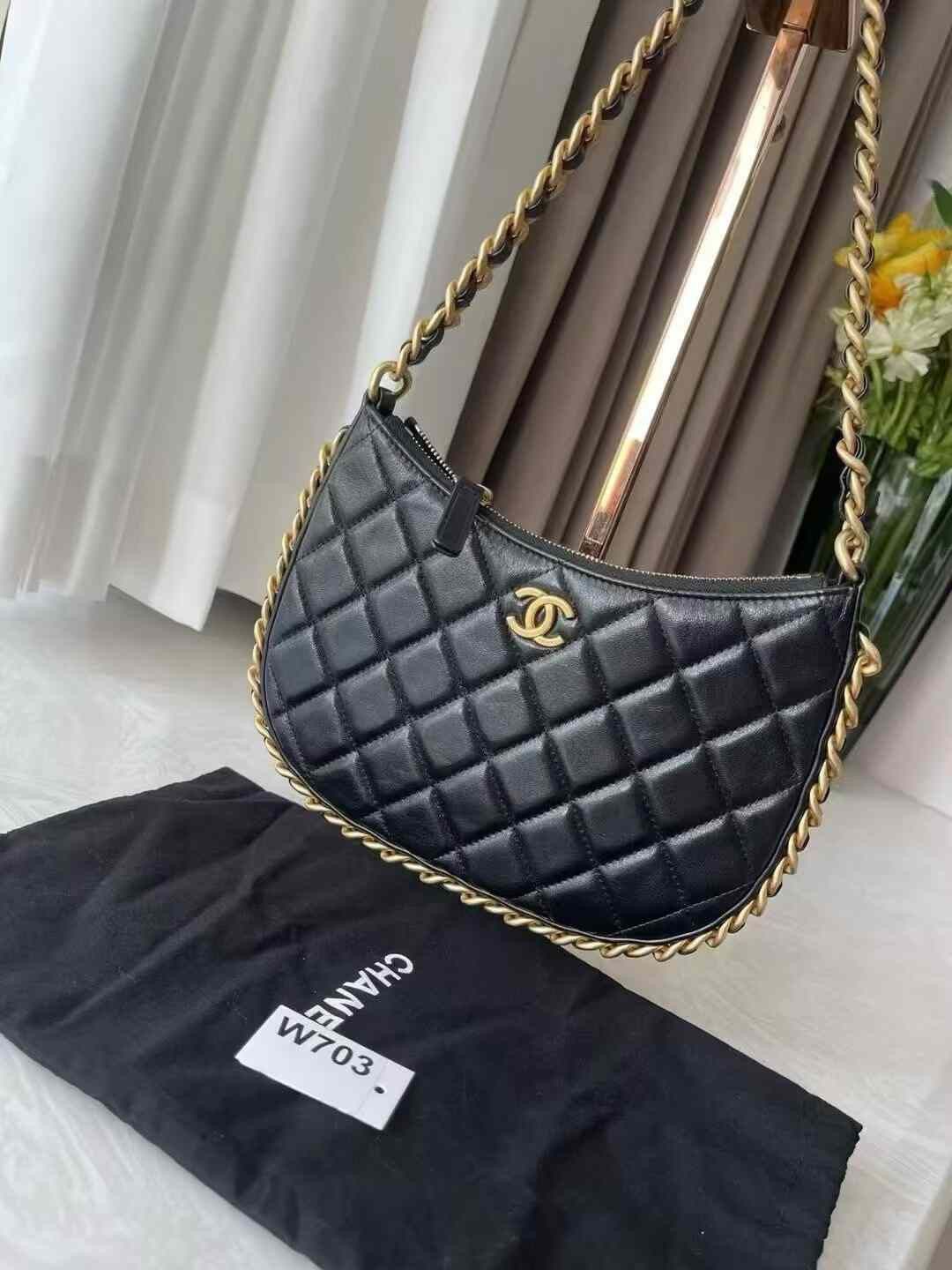 Chanel Pre-loved Bag Very good condition Size ONE SIZE - 3 Thumbnail