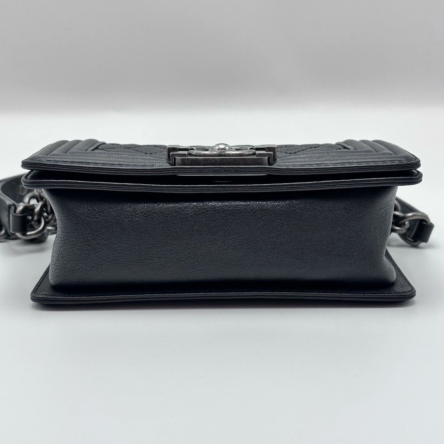 Chanel Pre-loved Bag Very good condition Size ONE SIZE - 5 Thumbnail