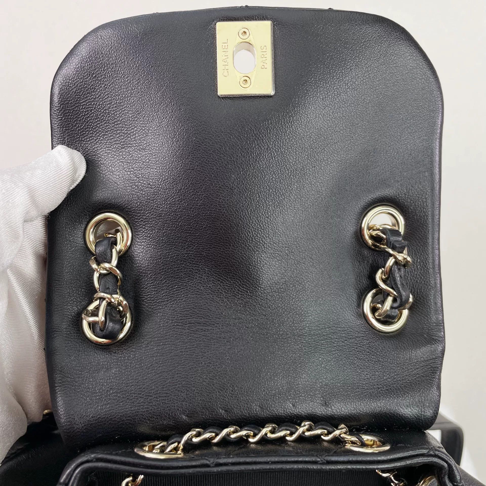 Chanel Pre-loved Bag Very good condition Size ONE SIZE - 7 Thumbnail