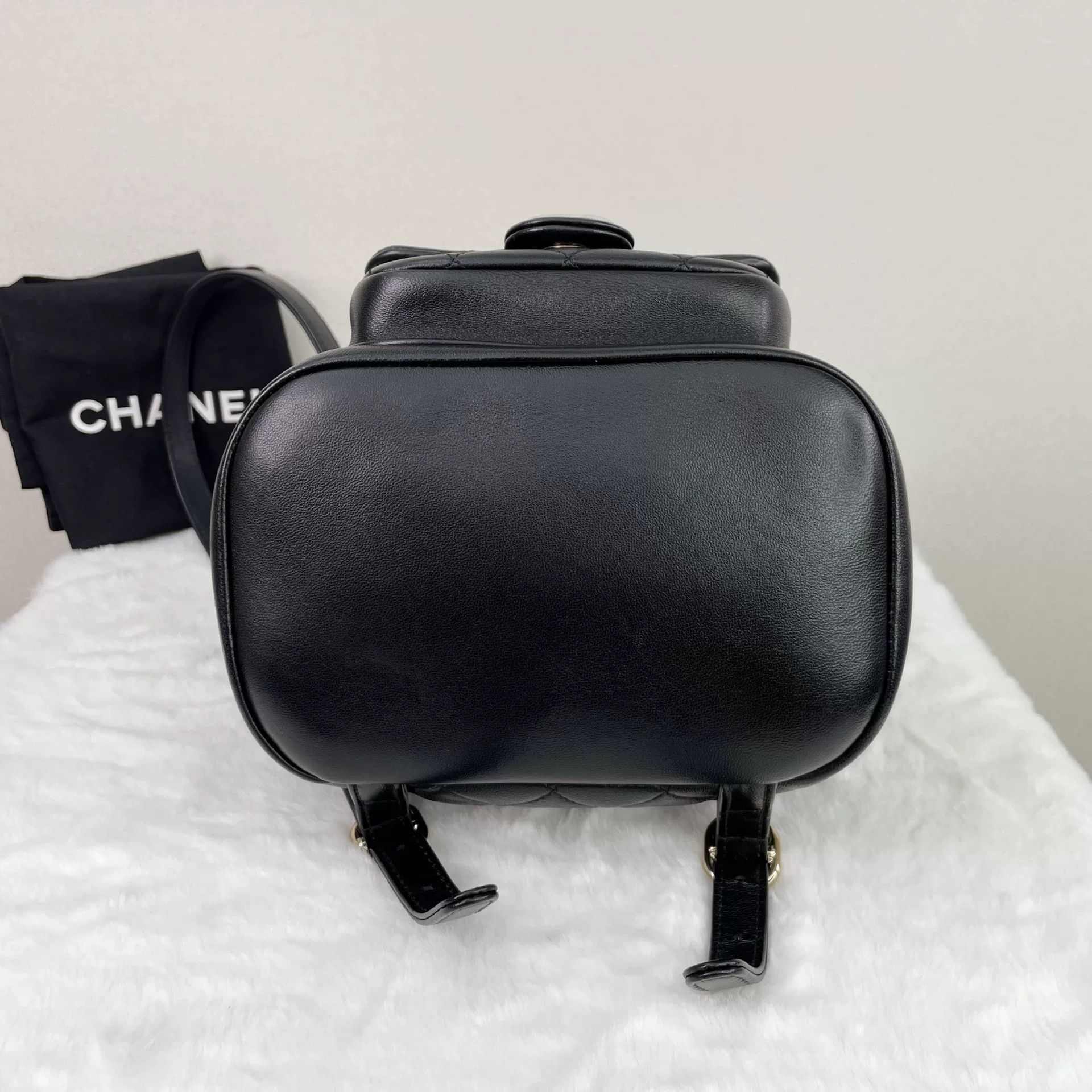 Chanel Pre-loved Bag Very good condition Size ONE SIZE - 3 Thumbnail