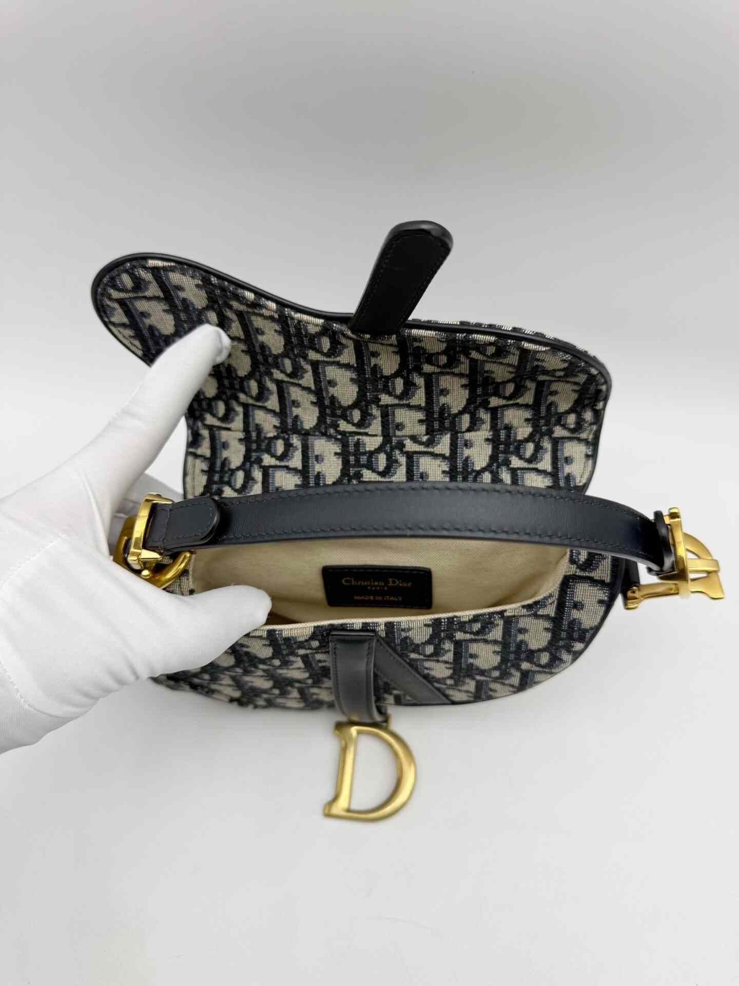 Dior Pre-loved Bag Very good condition Size ONE SIZE - 6 Thumbnail