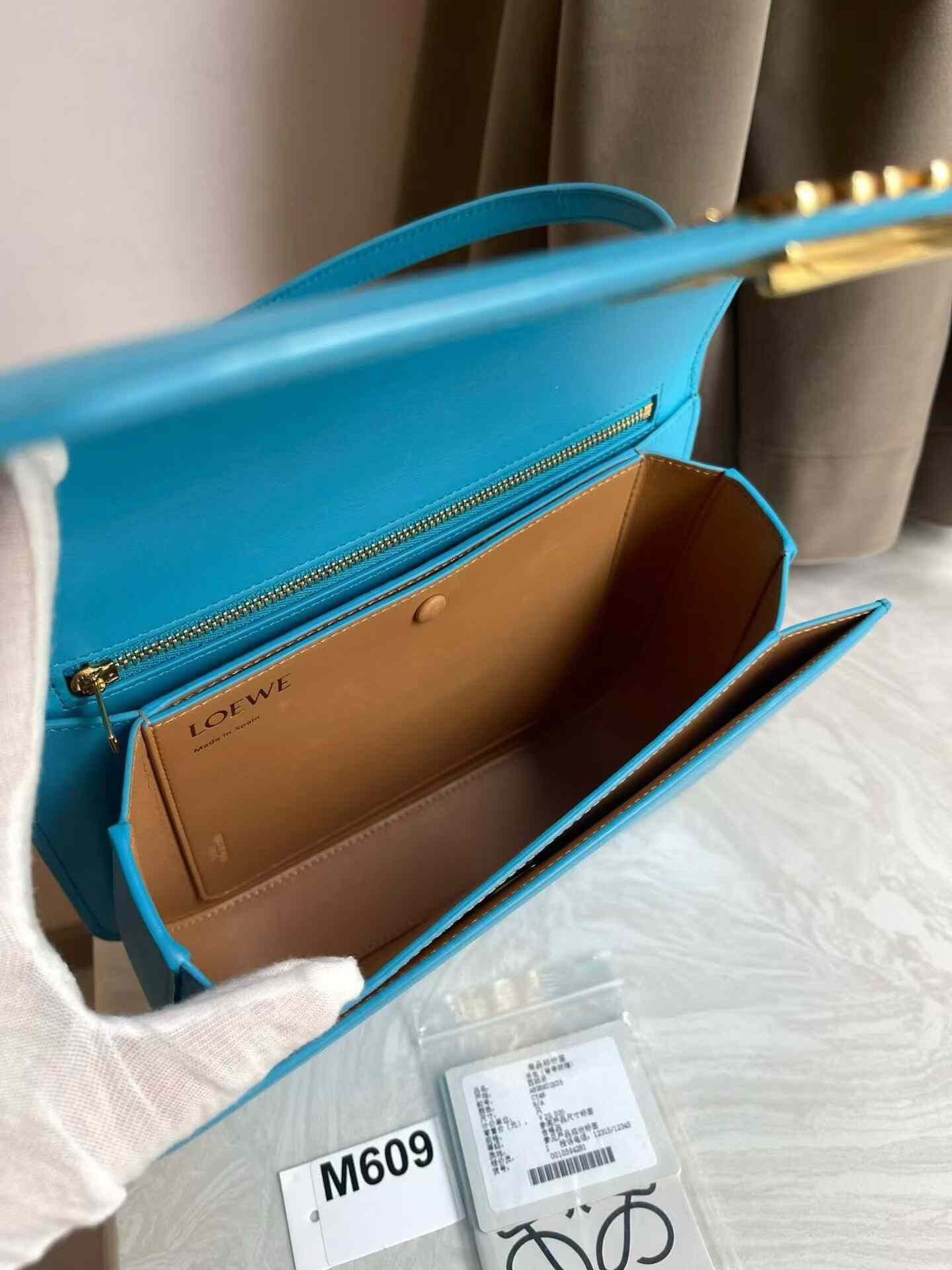 Loewe Pre-loved Bag Very good condition Size ONE SIZE - 8 Thumbnail