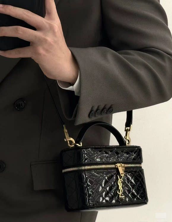 Saint Laurent Paris Pre-loved Bag Very good condition Size ONE SIZE - 7 Thumbnail