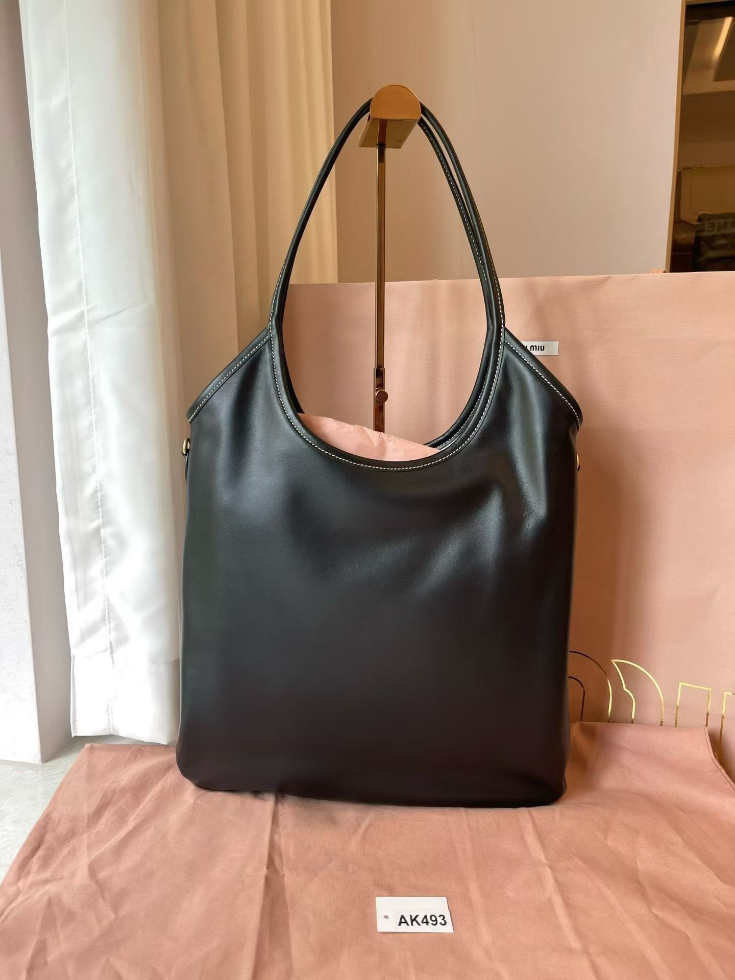Miu Miu Pre-loved Bag Brand new condition Size ONE SIZE - 4 Thumbnail