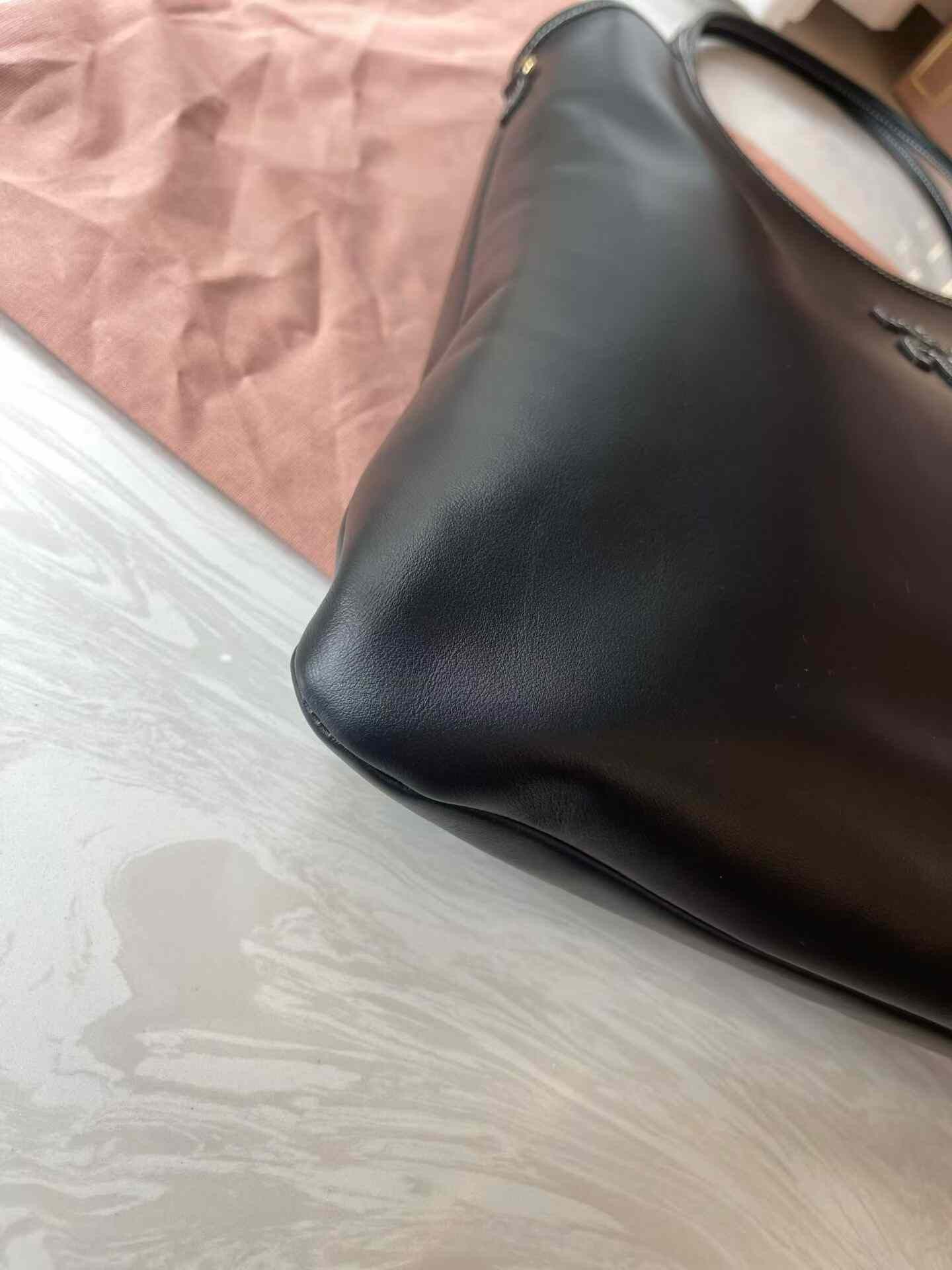 Miu Miu Pre-loved Bag Brand new condition Size ONE SIZE - 9 Thumbnail