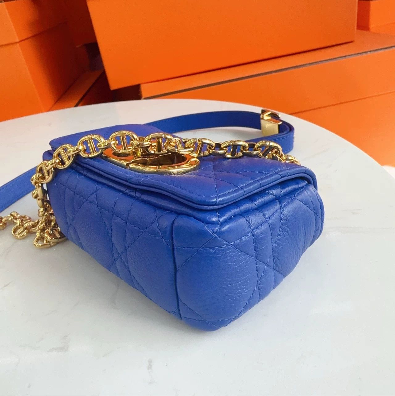Dior Pre-loved Bag Very good condition Size ONE SIZE - 4 Thumbnail