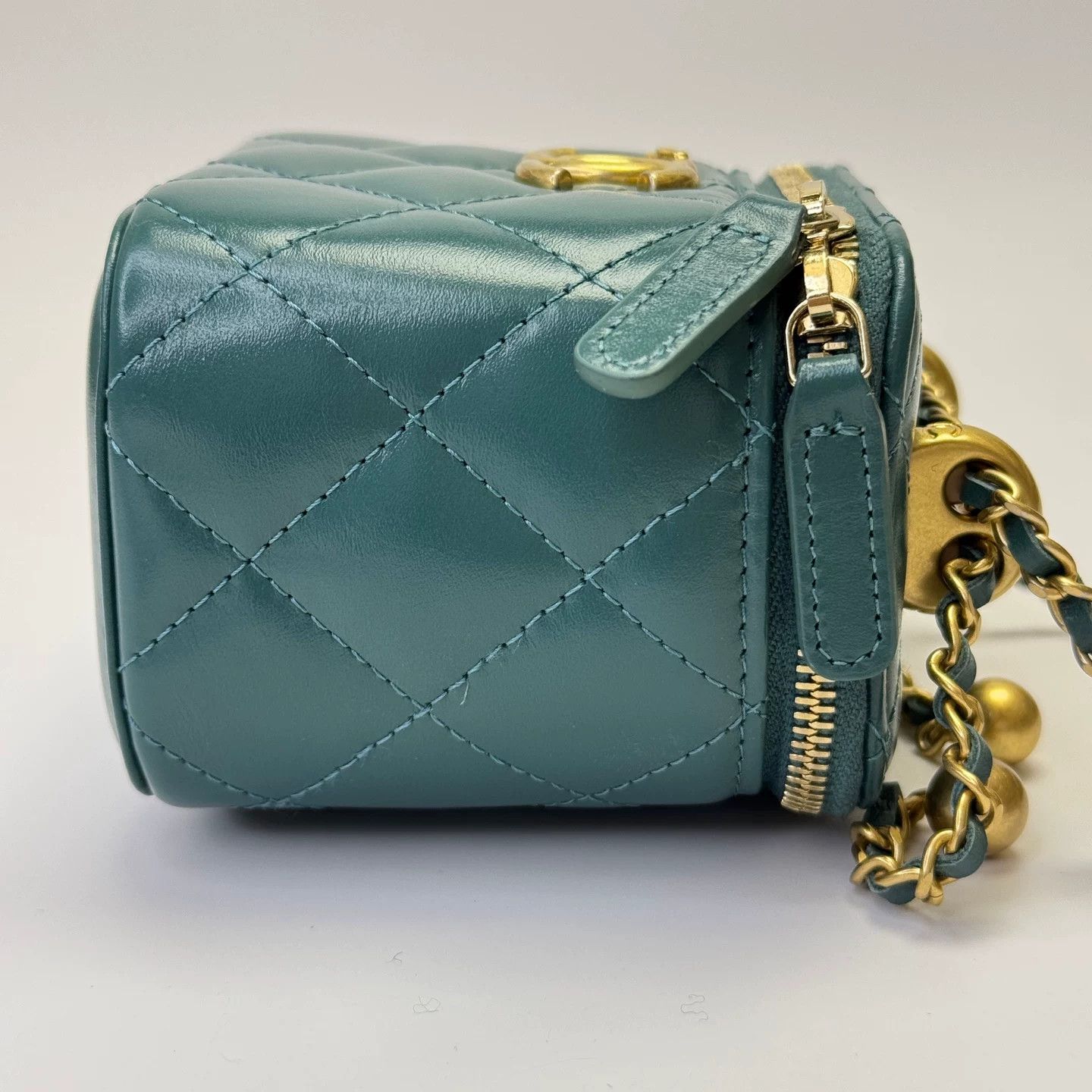 Chanel Pre-loved Bag Very good condition Size ONE SIZE - 3 Thumbnail