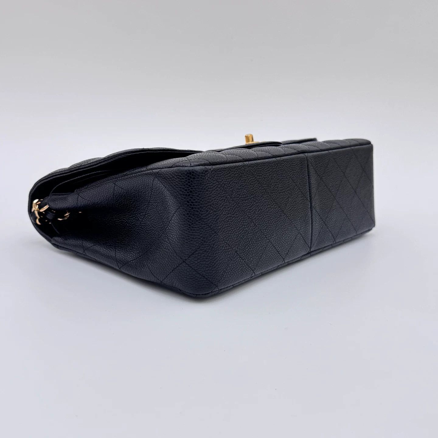 Chanel Pre-loved Bag Very good condition Size ONE SIZE - 7 Thumbnail