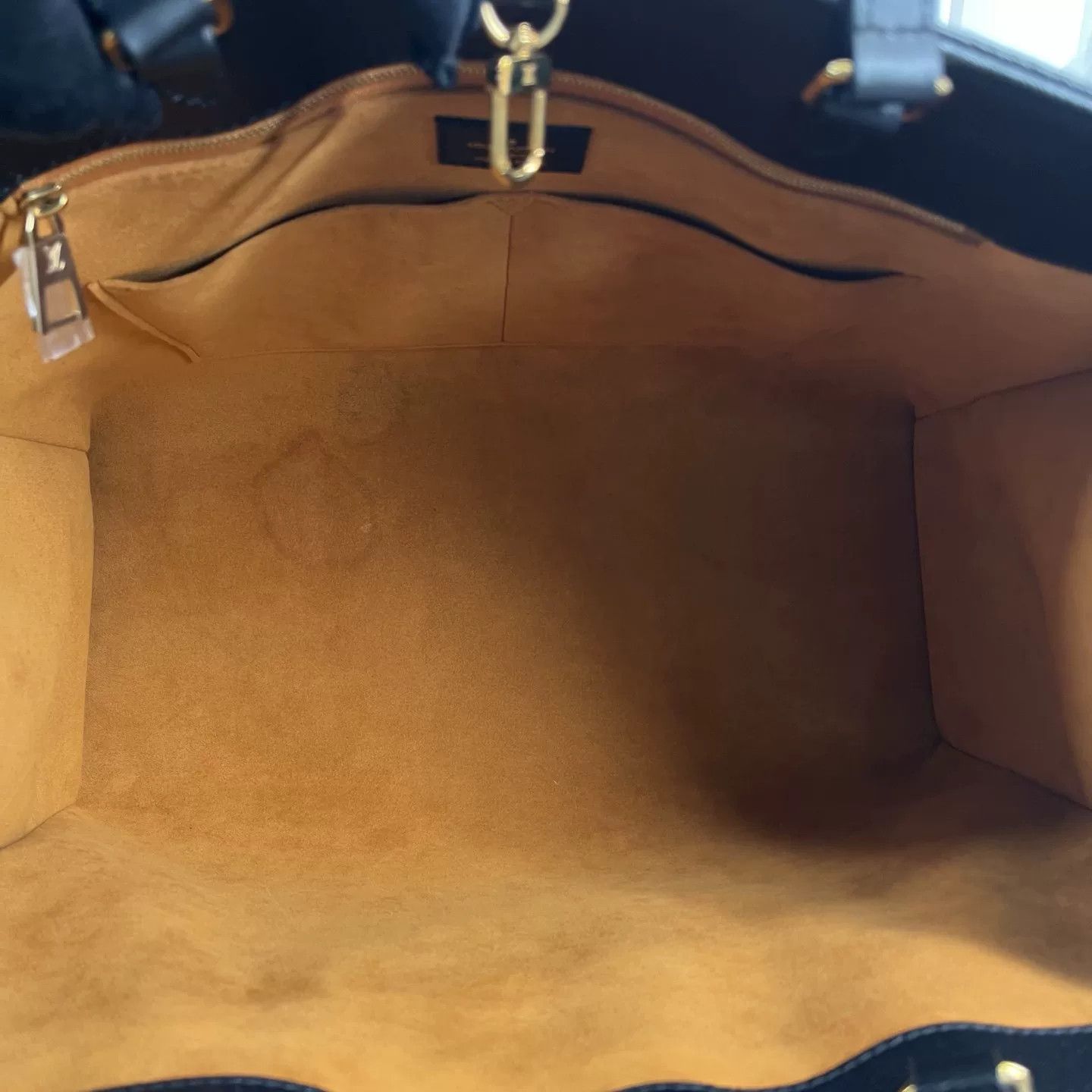 Louis Vuitton Pre-loved Bag Very good condition Size ONE SIZE - 3 Thumbnail