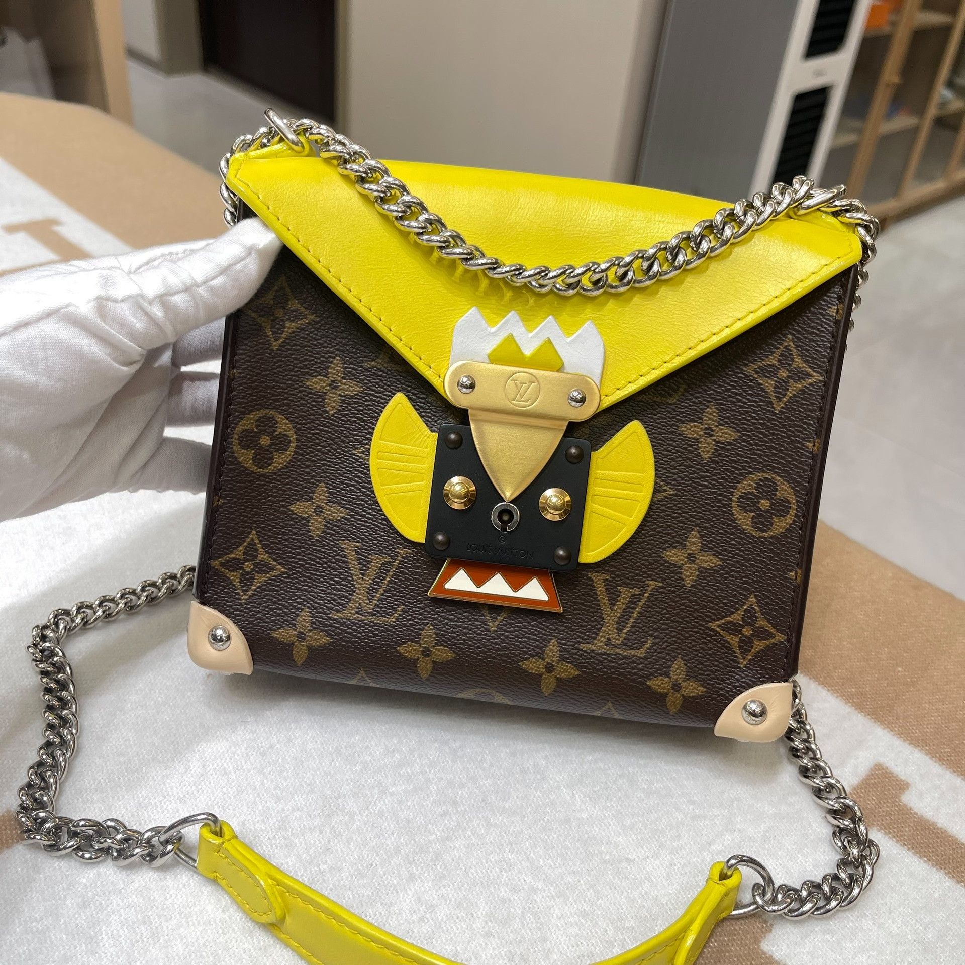 Louis Vuitton Pre-loved Bag Very good condition Size ONE SIZE - 2 Thumbnail