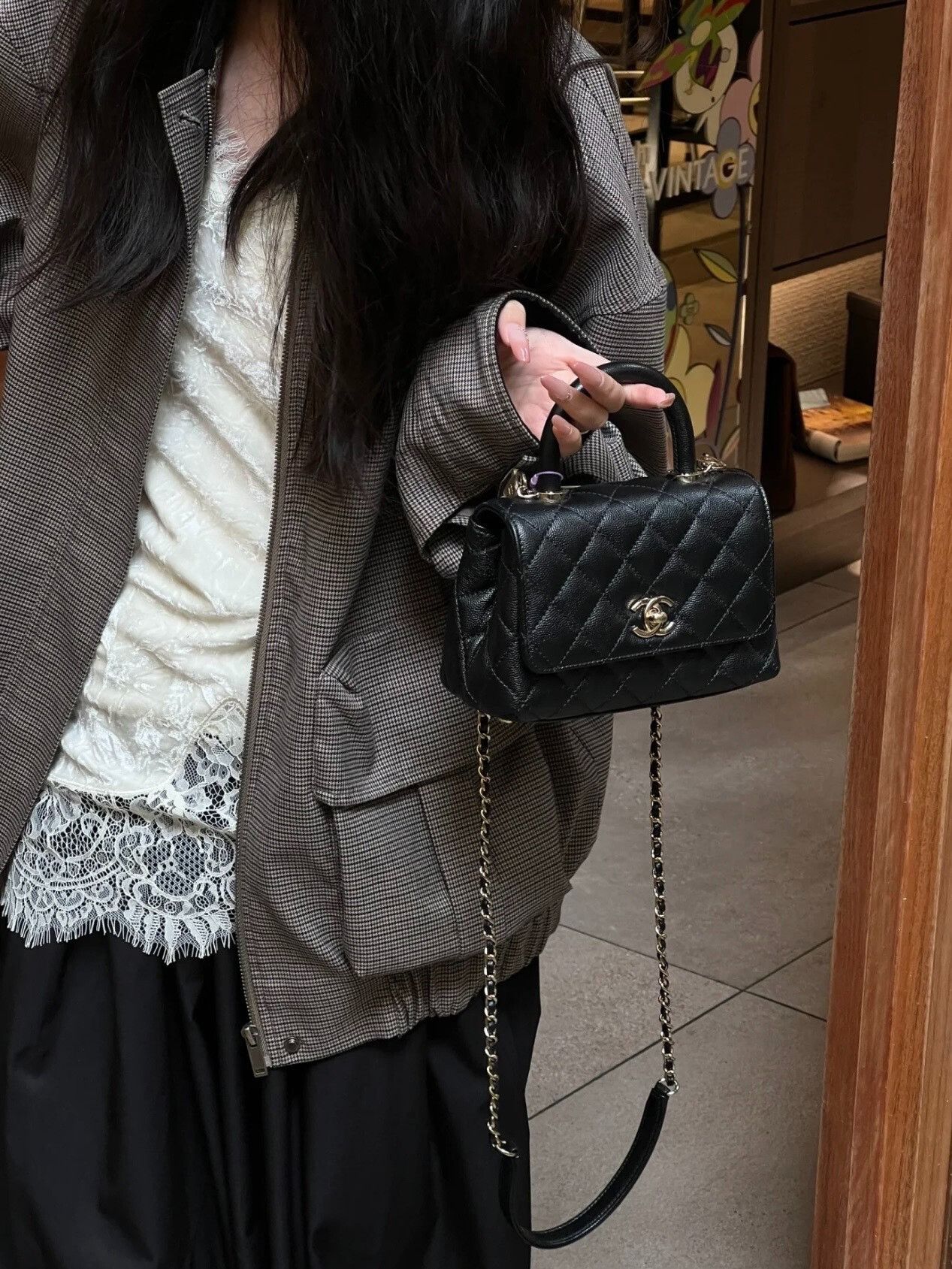 Chanel Pre-loved Bag Very good condition Size ONE SIZE - 9 Thumbnail