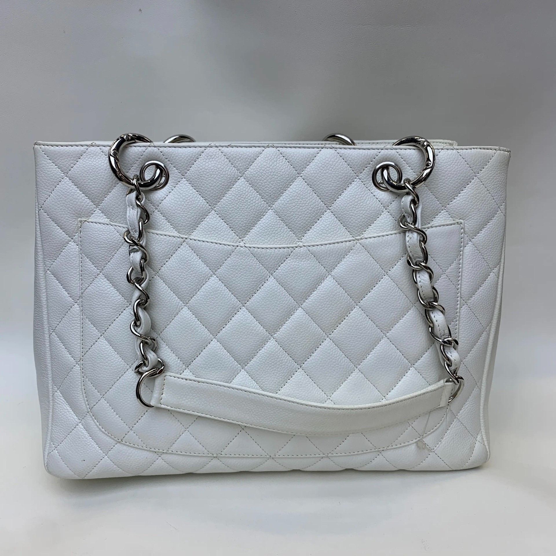 Chanel Pre-loved Bag Very good condition Size ONE SIZE - 6 Thumbnail