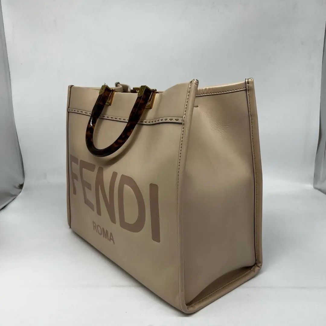 Fendi Pre-loved Bag Very good condition Size ONE SIZE - 2 Thumbnail