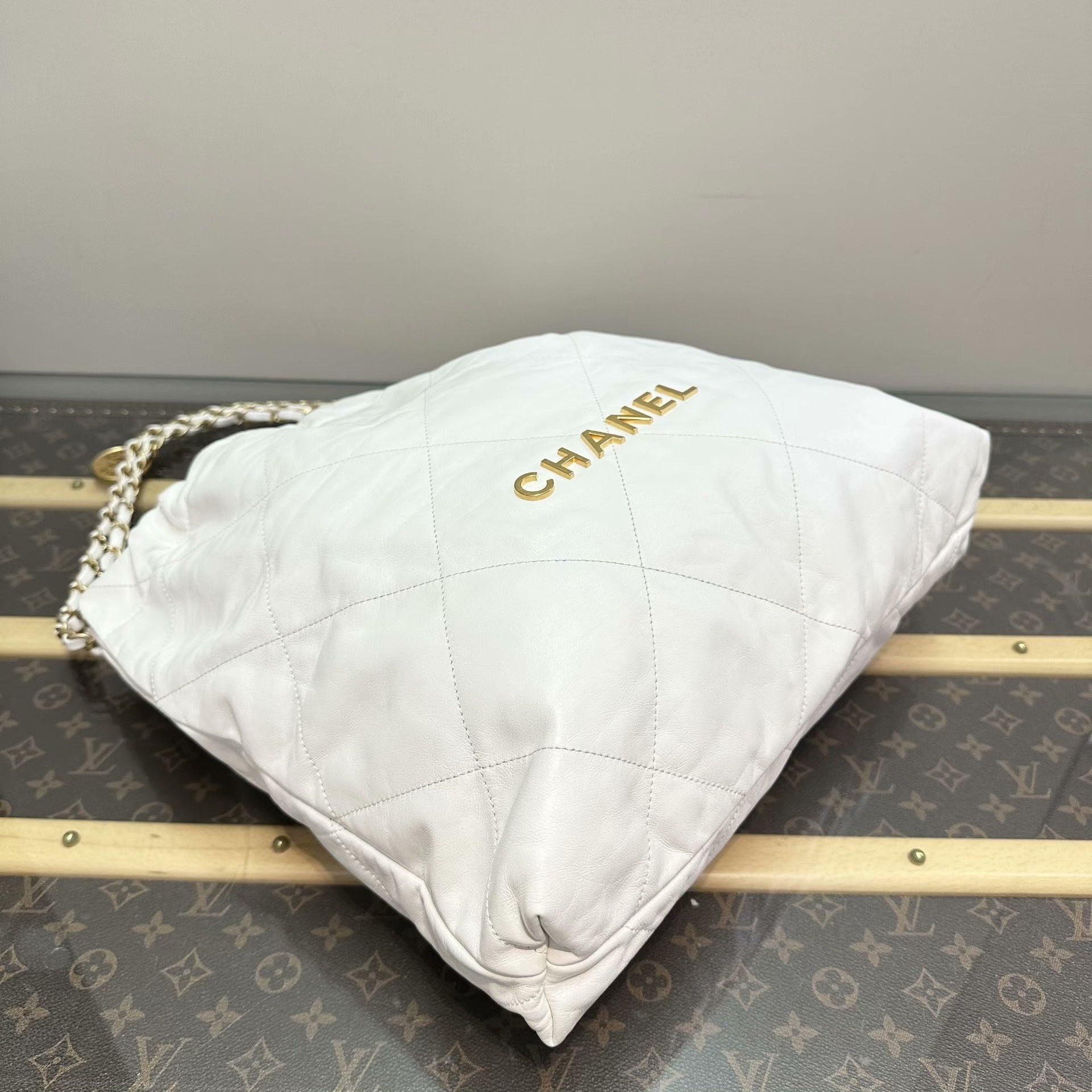 Chanel Pre-loved Bag Very good condition Size ONE SIZE - 4 Thumbnail