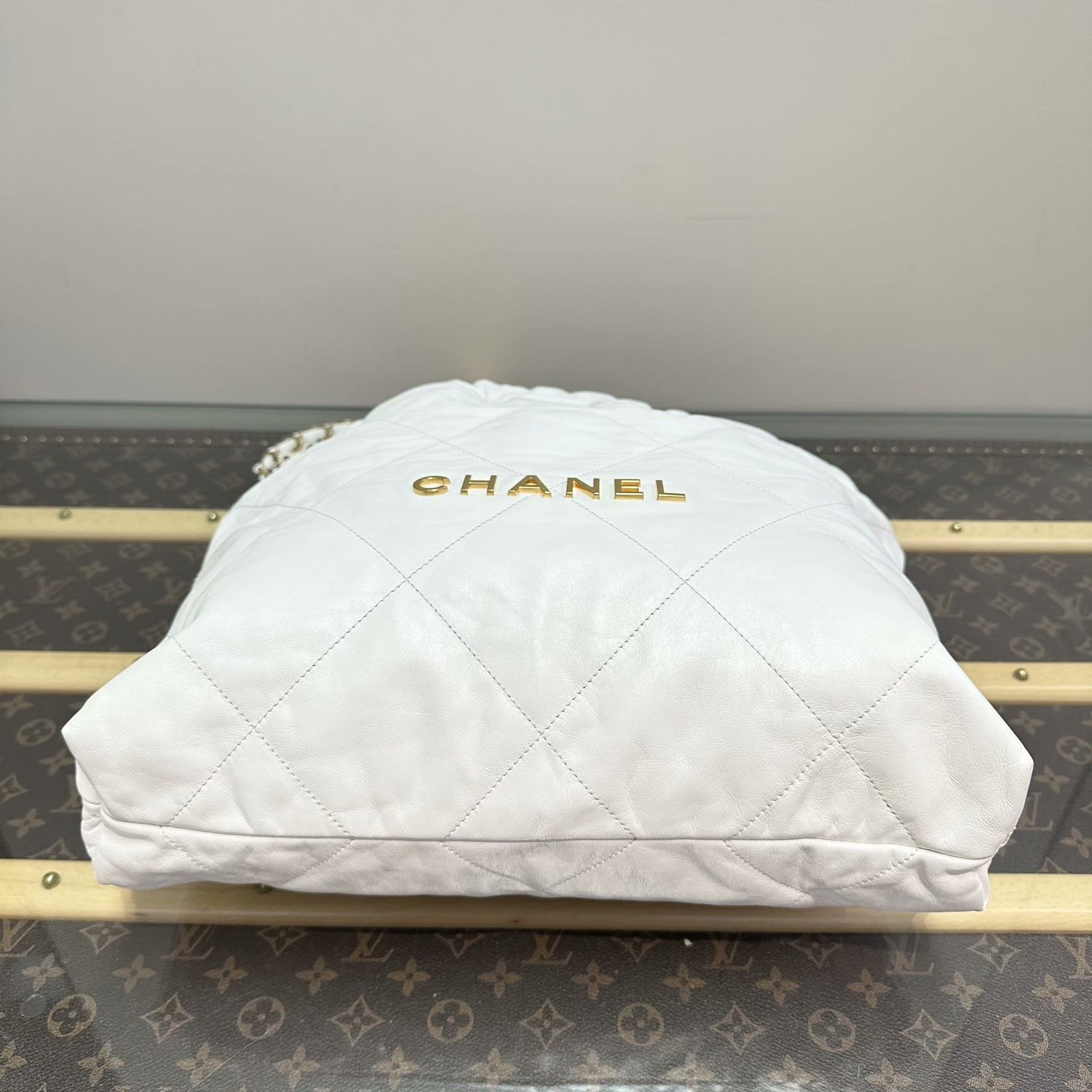 Chanel Pre-loved Bag Very good condition Size ONE SIZE - 5 Thumbnail