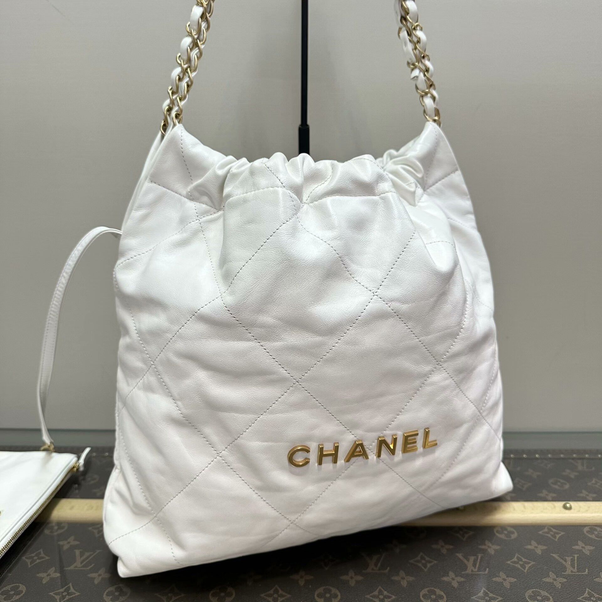 Chanel Pre-loved Bag Very good condition Size ONE SIZE - 2 Thumbnail