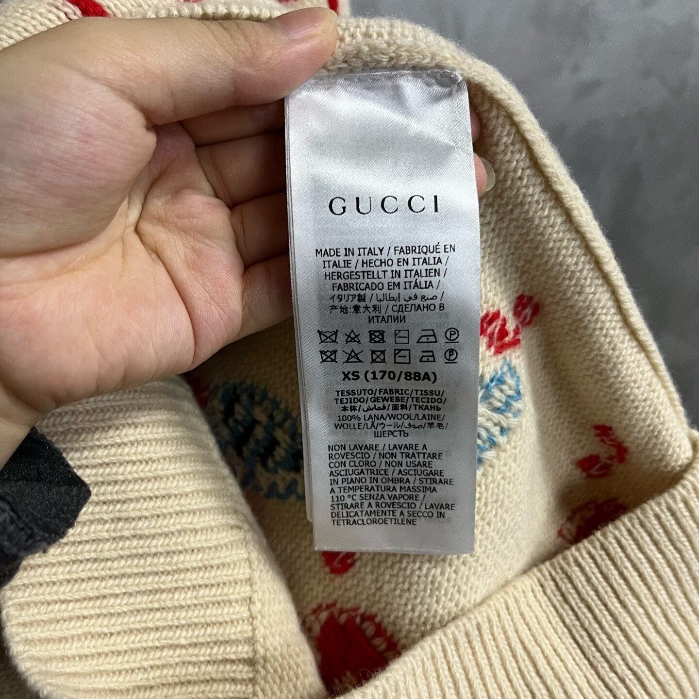 Gucci Gucci Wool Graphic White Sweater XS Women Size XS / US 0-2 / IT 36-38 - 4 Thumbnail