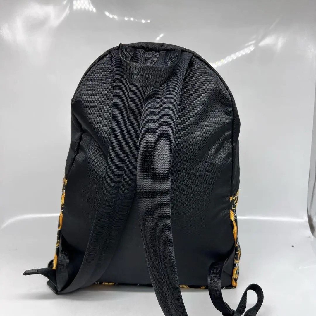 Versace Pre-loved Bag Very good condition Size ONE SIZE - 4 Thumbnail