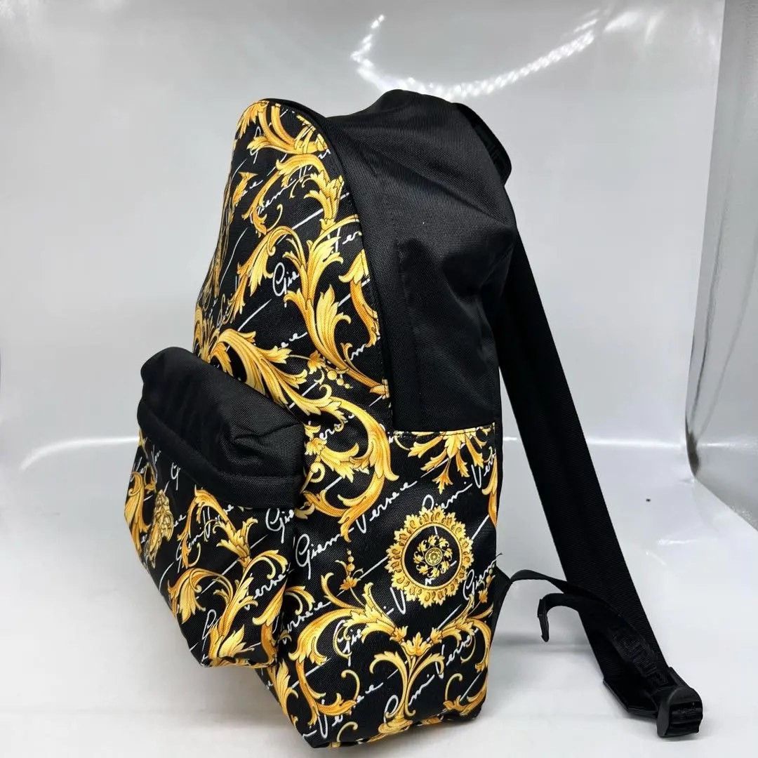 Versace Pre-loved Bag Very good condition Size ONE SIZE - 2 Thumbnail