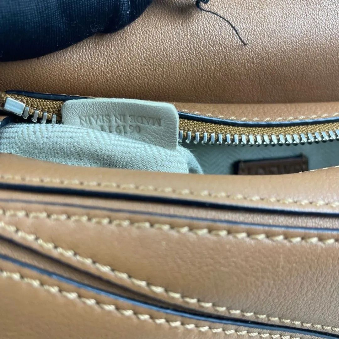 Loewe Pre-loved Bag Very good condition Size ONE SIZE - 8 Thumbnail