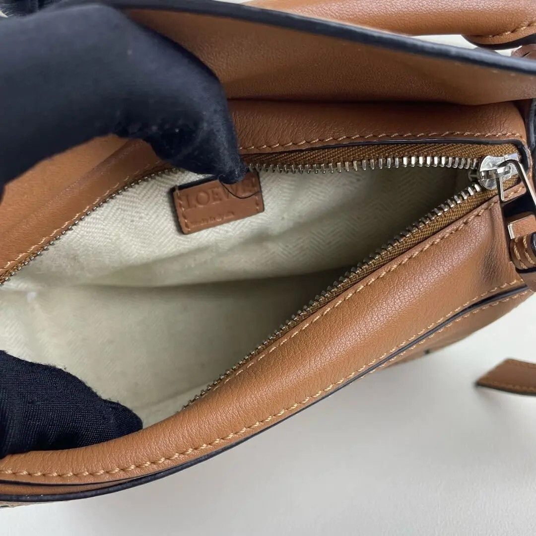Loewe Pre-loved Bag Very good condition Size ONE SIZE - 9 Thumbnail