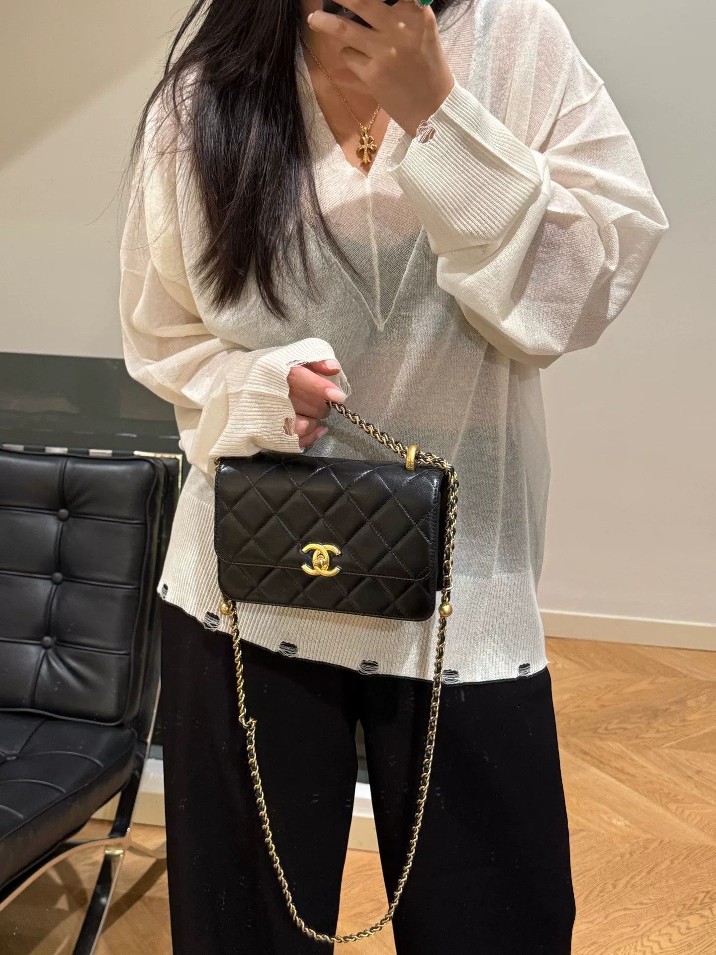 Chanel Pre-loved Bag Very good condition Size ONE SIZE - 8 Thumbnail