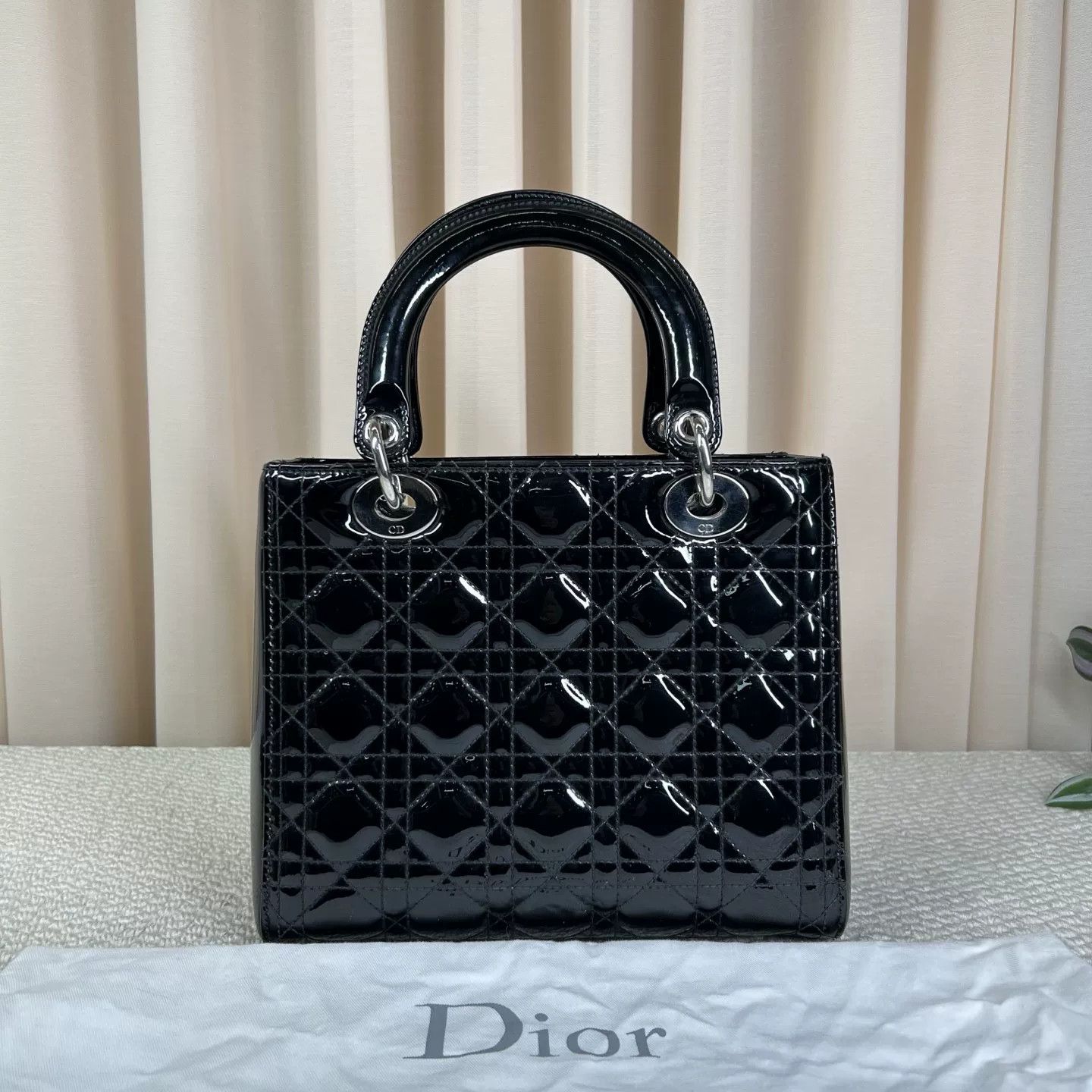 Dior Pre-loved Bag Very good condition Size ONE SIZE - 2 Thumbnail