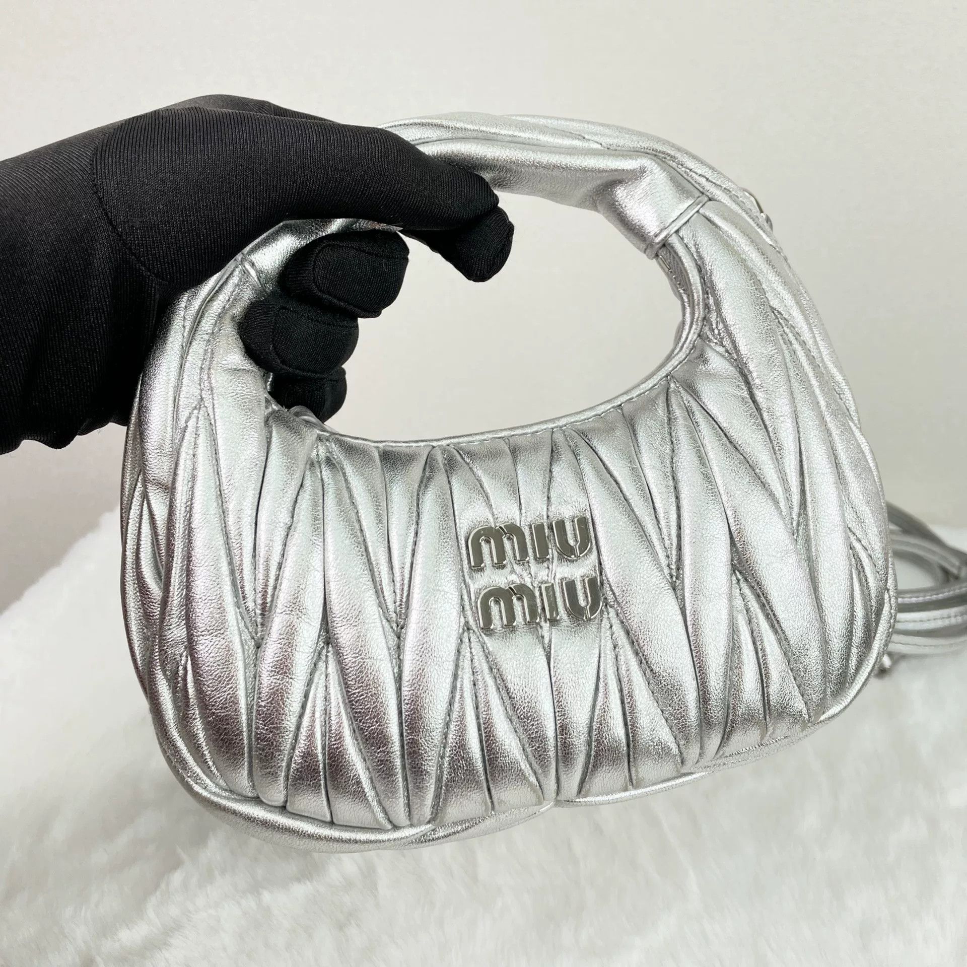 Miu Miu Pre-loved Bag Very good condition Size ONE SIZE - 9 Thumbnail