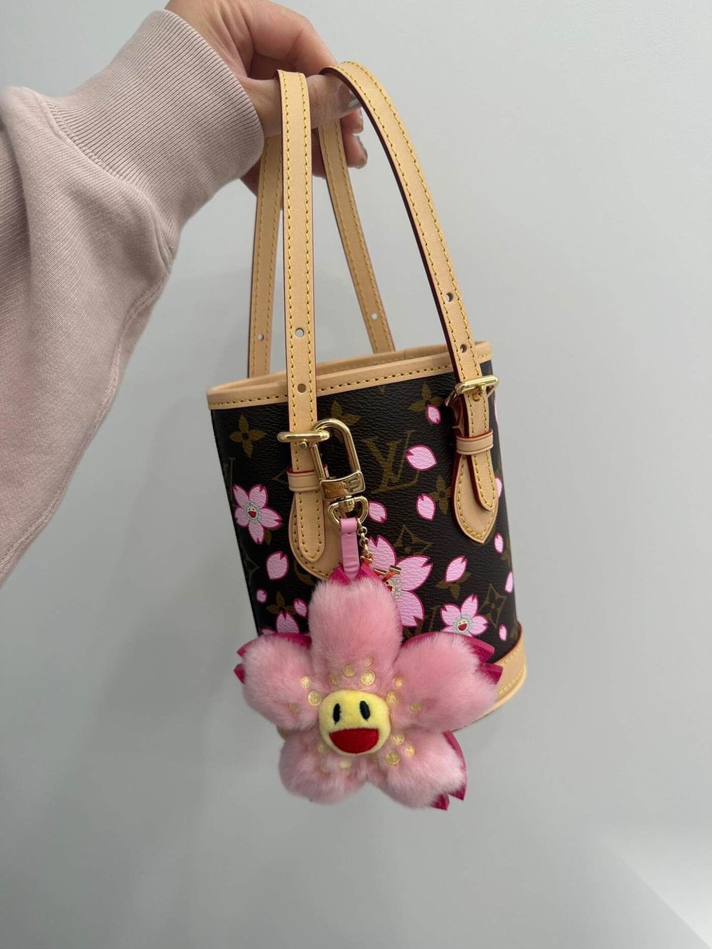 Louis Vuitton Pre-loved Bag Very good condition Size ONE SIZE - 7 Thumbnail