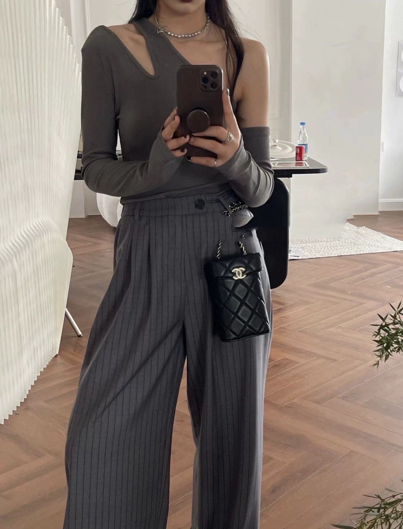Chanel Pre-loved Bag Very good condition Size ONE SIZE - 5 Thumbnail
