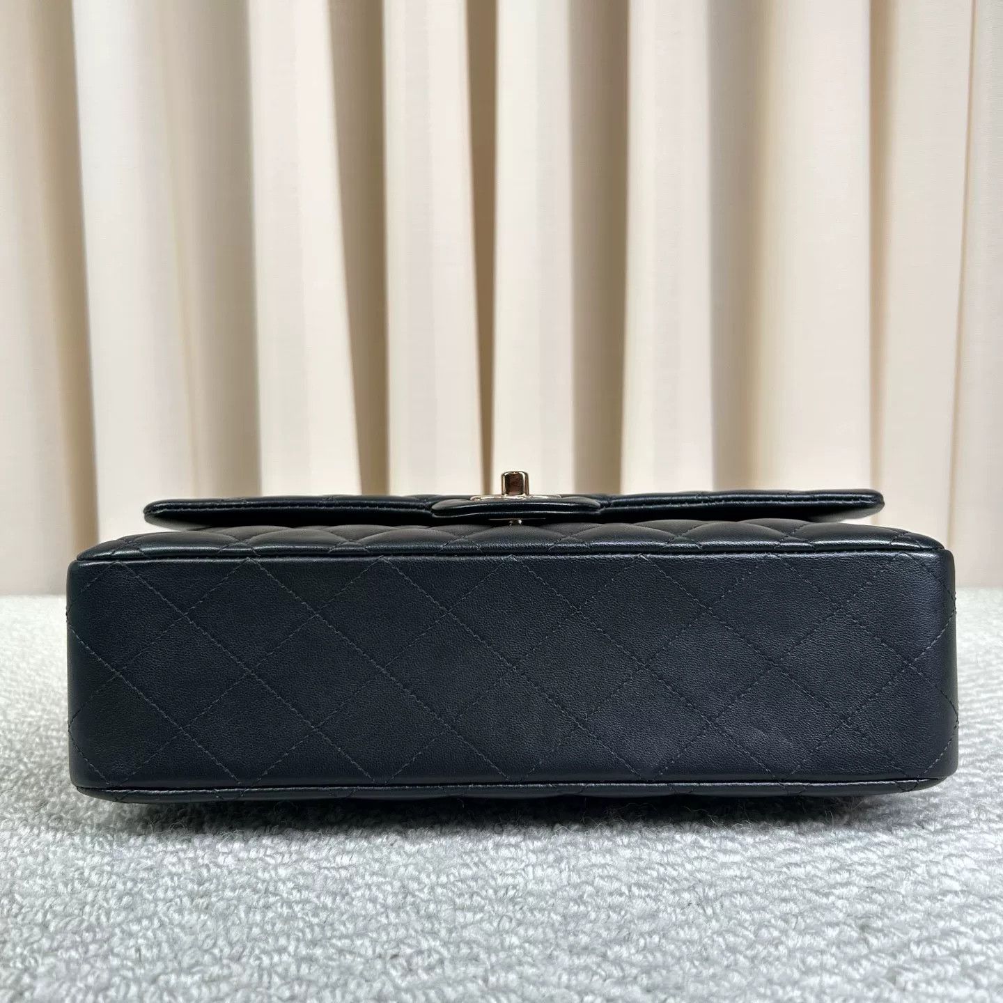 Chanel Pre-loved Bag Very good condition Size ONE SIZE - 3 Thumbnail