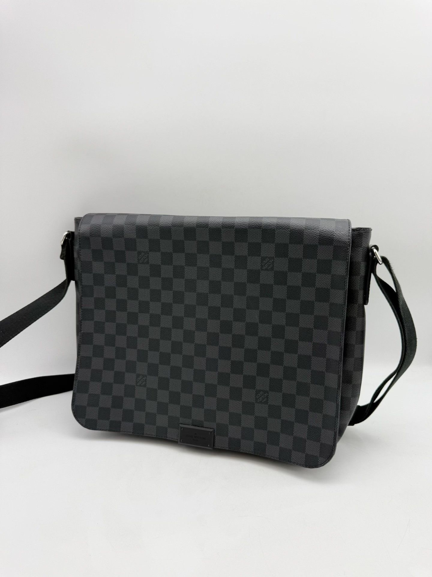Louis Vuitton Pre-loved Bag Very good condition Size ONE SIZE - 3 Thumbnail