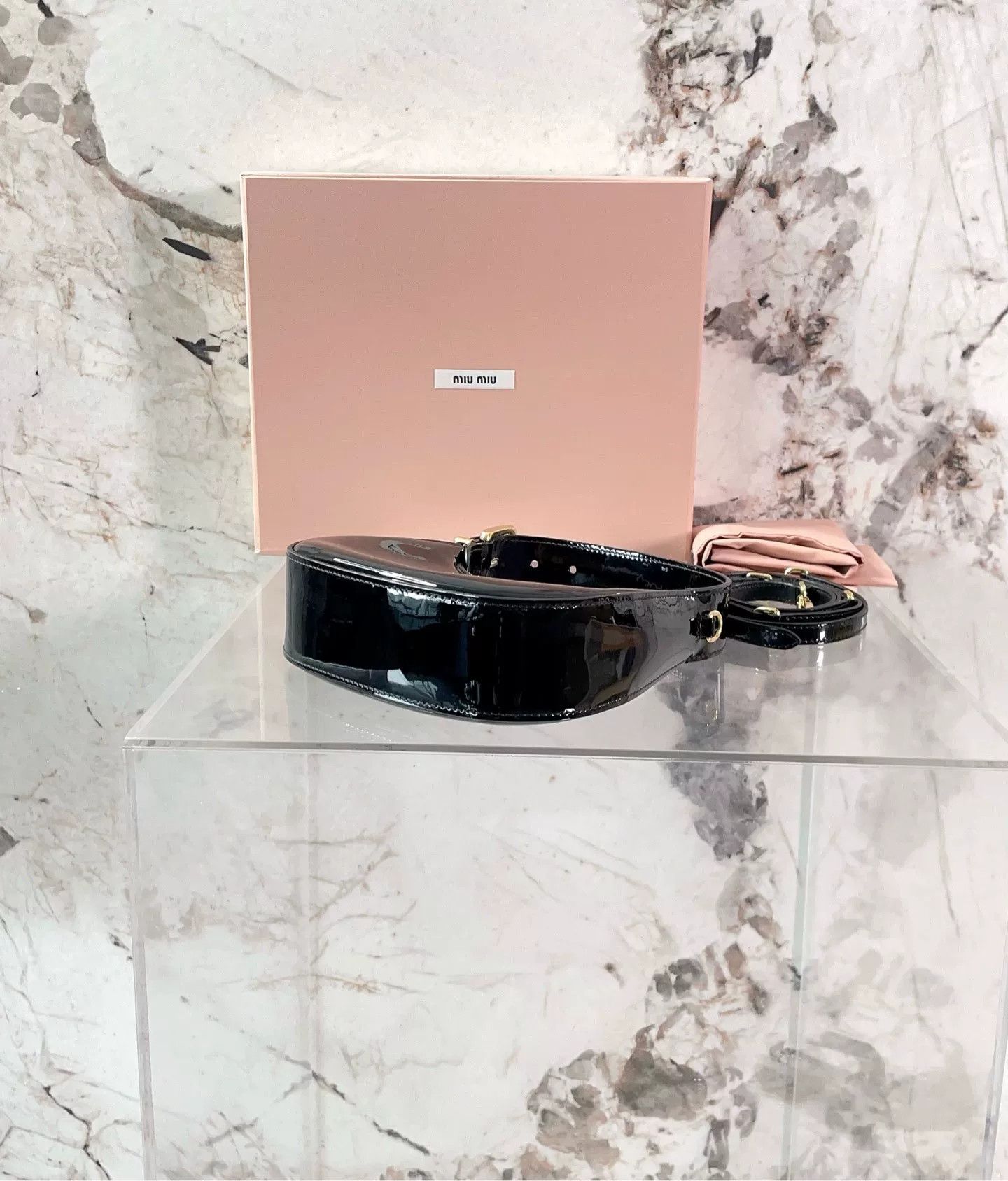 Miu Miu Pre-loved Bag Very good condition Size ONE SIZE - 6 Thumbnail